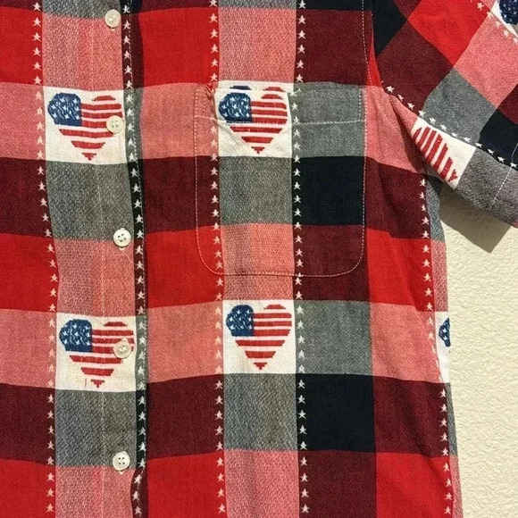 Just Class 4th of July Hearts Vintage Button Down Shirt - Picture 4 of 5